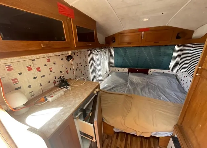 Campsite Przyczepa Kempingowa W Centrum Mielna Mielno (Koszalin)